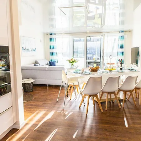 Baltic Village * Damp